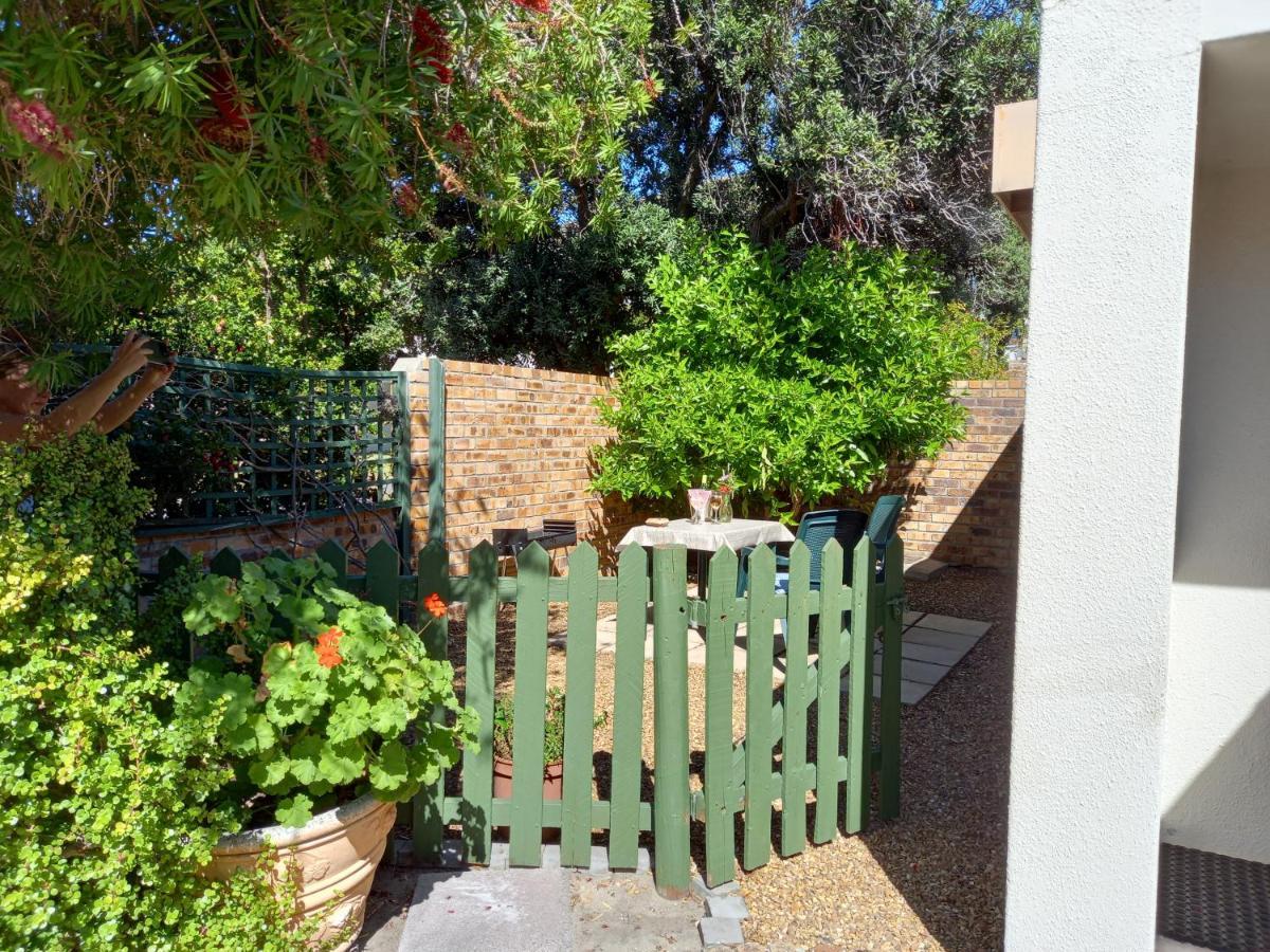 Sunshine Cottage Fish Hoek Eksteriør billede